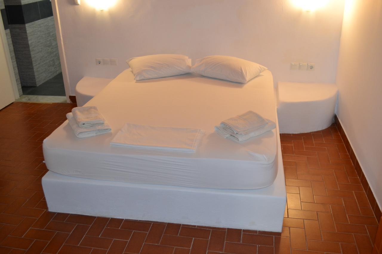 Artemis Suites Romanos  Экстерьер фото